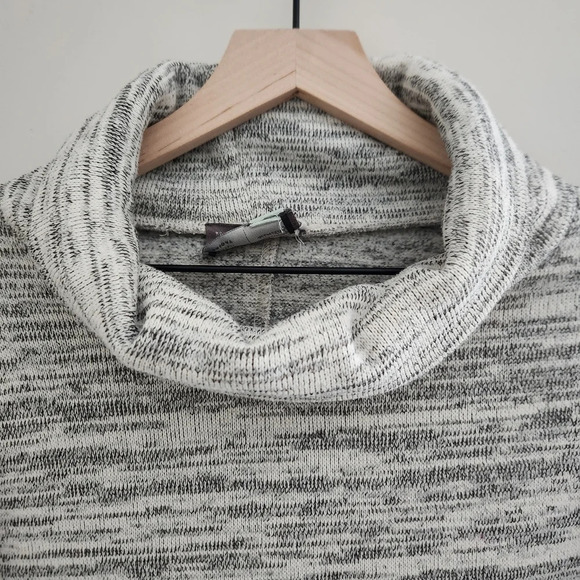 Anthropologie x Saturday Sunday | Cowl Neck Gray Marled Hi-Lo Sweater - Size XS - Picture 4 of 13